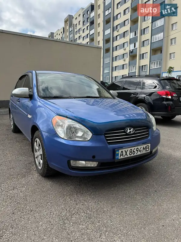 Hyundai Accent
