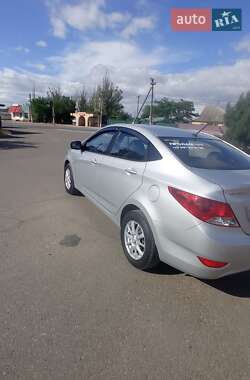Седан Hyundai Accent 2011 в 
