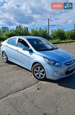 Седан Hyundai Accent 2011 в Києві