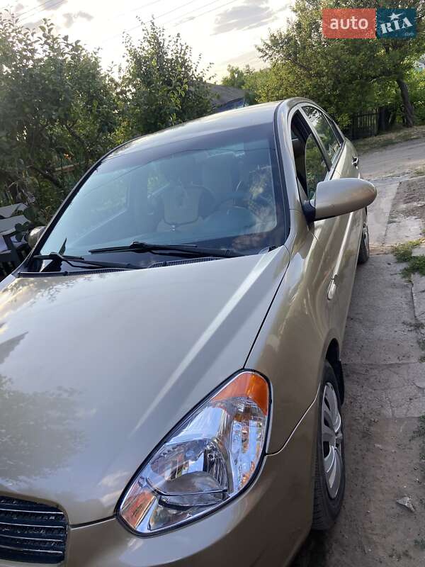 Седан Hyundai Accent 2008 в Миколаєві