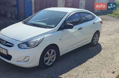 Седан Hyundai Accent 2013 в Слов'янську