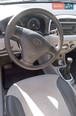 Седан Hyundai Accent 2008 в Варві