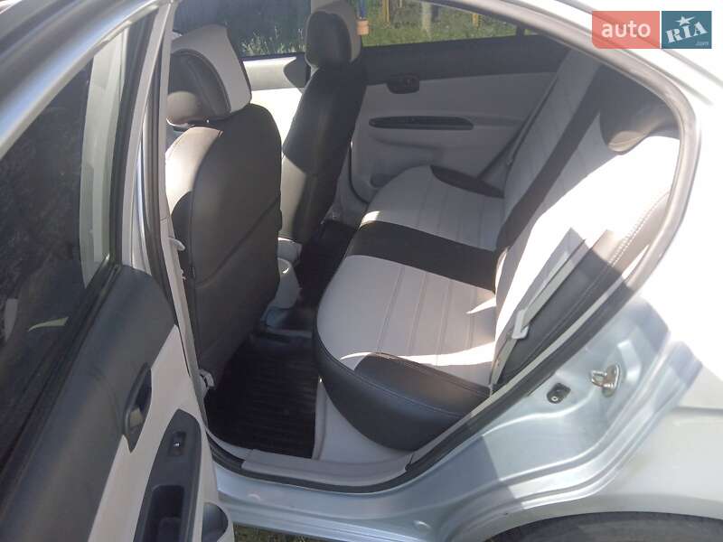 Седан Hyundai Accent 2008 в Варві