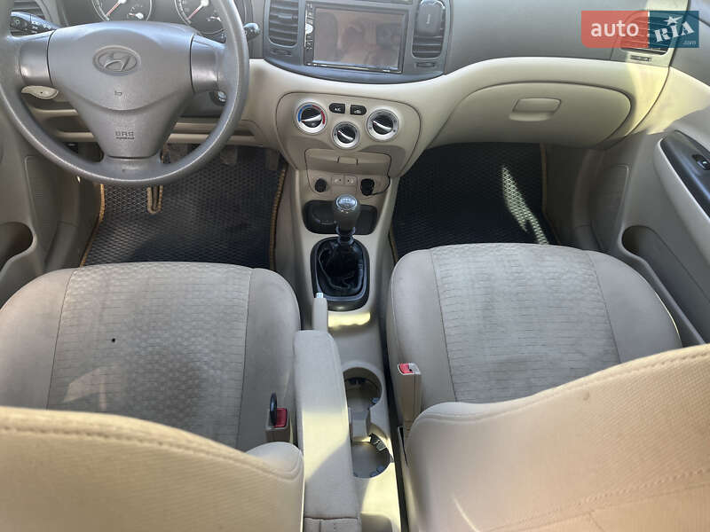 Седан Hyundai Accent 2009 в Запорожье