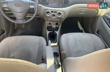 Седан Hyundai Accent 2009 в 