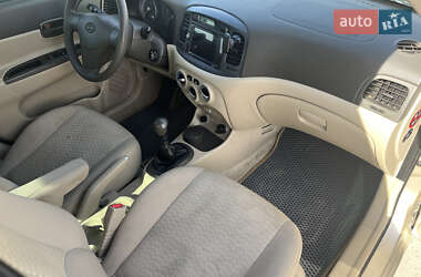 Седан Hyundai Accent 2009 в 