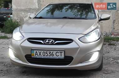 Седан Hyundai Accent 2012 в 