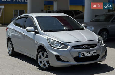 Седан Hyundai Accent 2011 в Дніпрі