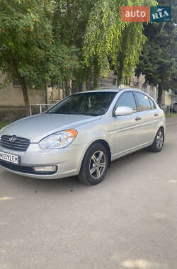 Седан Hyundai Accent 2008 в Сумах