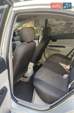 Седан Hyundai Accent 2008 в 