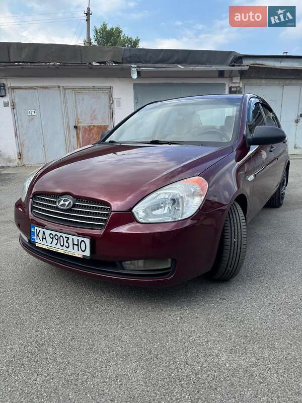 Hyundai Accent 2008