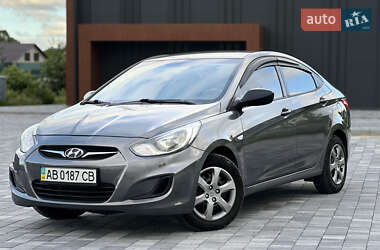 Седан Hyundai Accent 2013 в Виннице