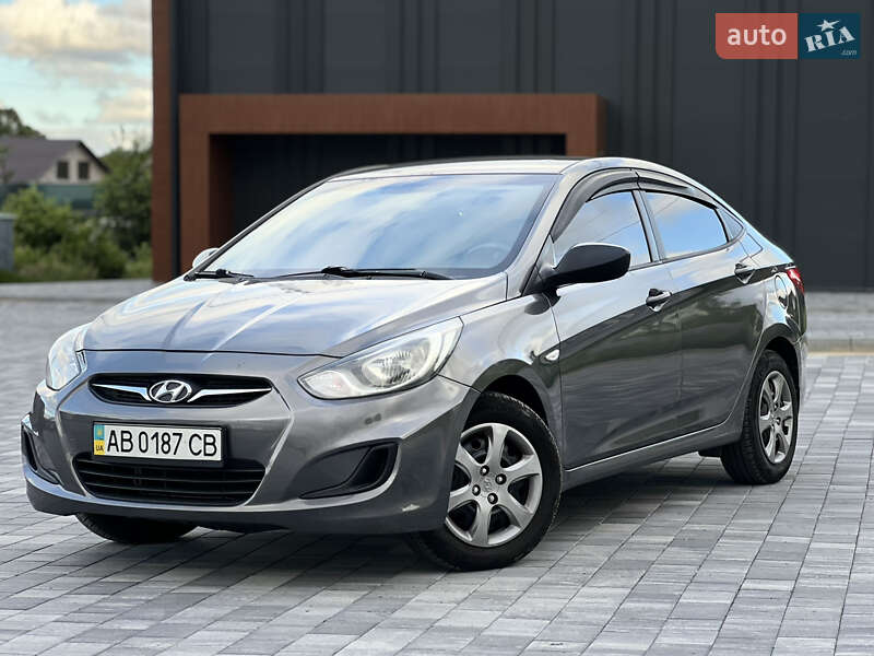Hyundai Accent 2013