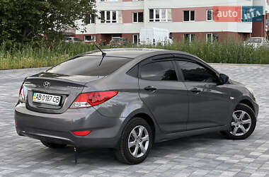 Седан Hyundai Accent 2013 в 