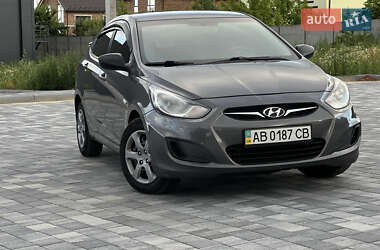 Седан Hyundai Accent 2013 в 