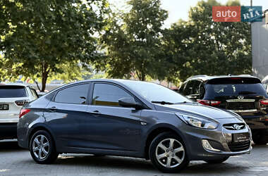Седан Hyundai Accent 2011 в 
