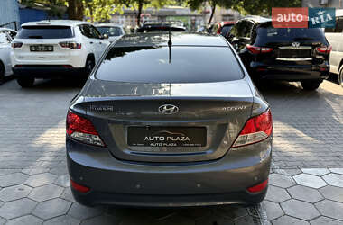 Седан Hyundai Accent 2011 в 