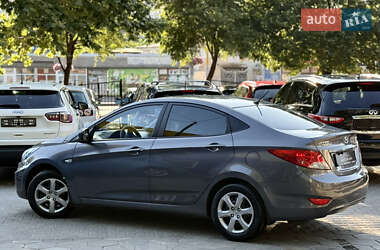 Седан Hyundai Accent 2011 в 