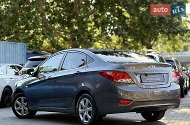 Седан Hyundai Accent 2011 в 