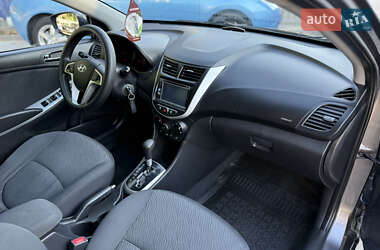 Седан Hyundai Accent 2011 в 