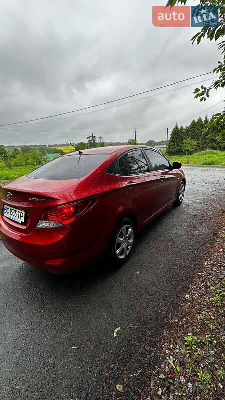 Седан Hyundai Accent 2011 в Львове