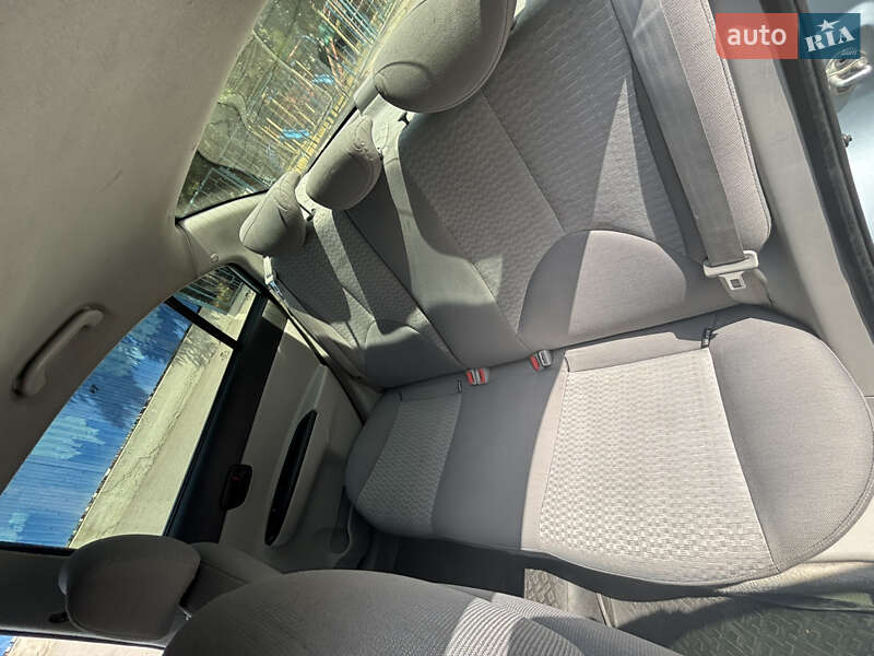 Седан Hyundai Accent 2010 в Запоріжжі