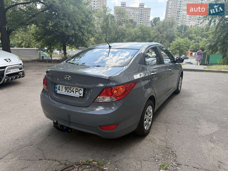 Седан Hyundai Accent 2019 в Киеве