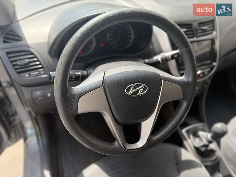 Седан Hyundai Accent 2019 в Киеве