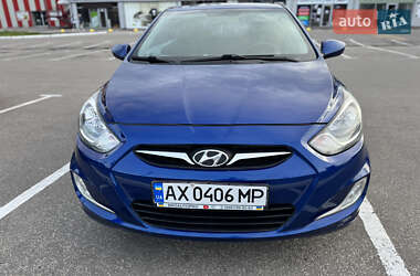 Седан Hyundai Accent 2013 в 