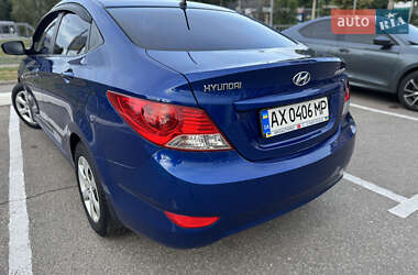 Седан Hyundai Accent 2013 в 