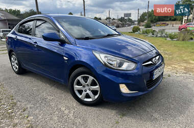 Седан Hyundai Accent 2013 в 