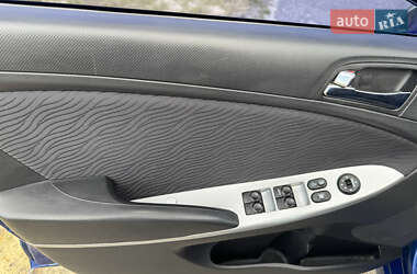 Седан Hyundai Accent 2013 в 