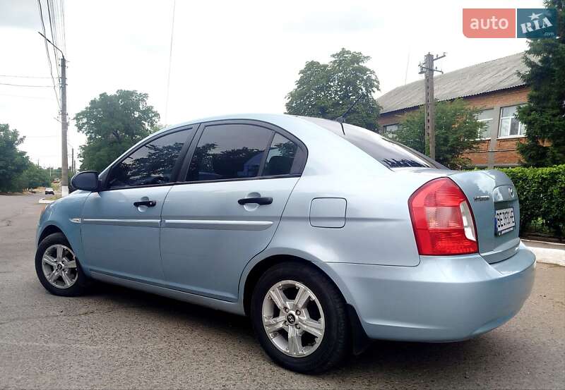 Седан Hyundai Accent 2008 в Первомайске