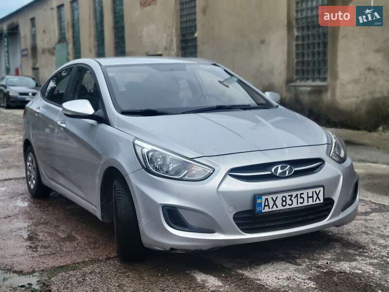 Седан Hyundai Accent 2016 в Львове