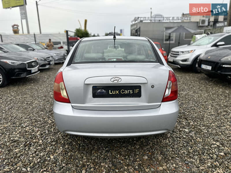 Хэтчбек Hyundai Accent 2008 в Ивано-Франковске