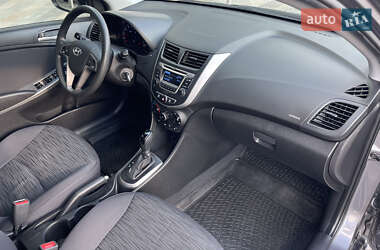 Седан Hyundai Accent 2016 в 