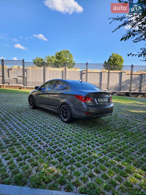 Седан Hyundai Accent 2011 в Харкові