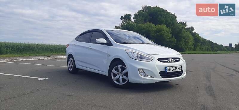 Седан Hyundai Accent 2013 в Конотопе