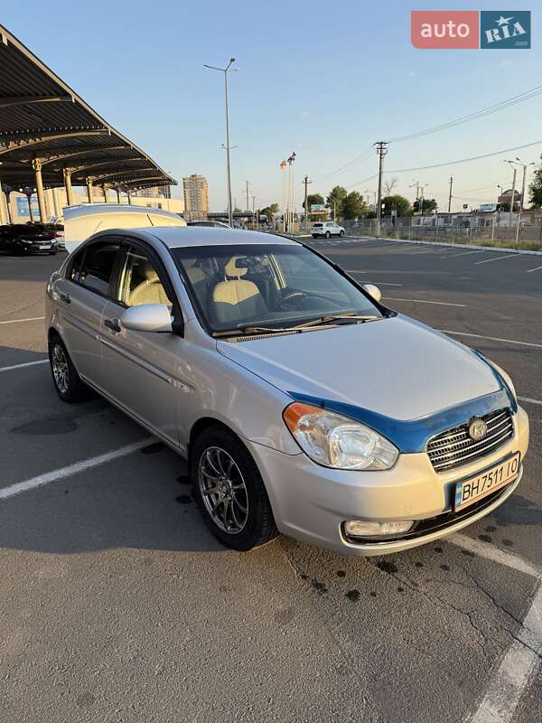 Hyundai Accent 2008