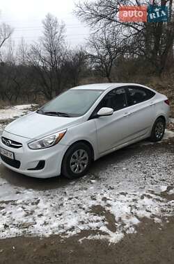 Седан Hyundai Accent 2017 в Вишгороді