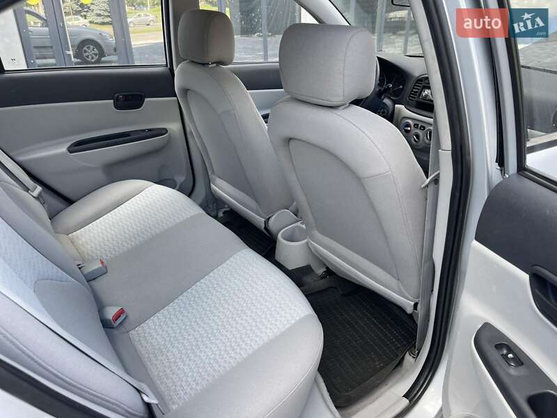Седан Hyundai Accent 2008 в Полтаве