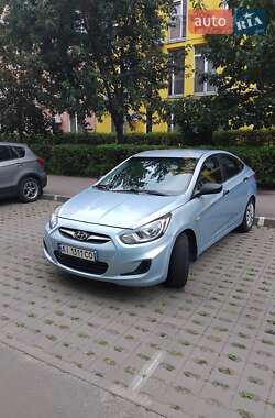 Седан Hyundai Accent 2011 в Киеве