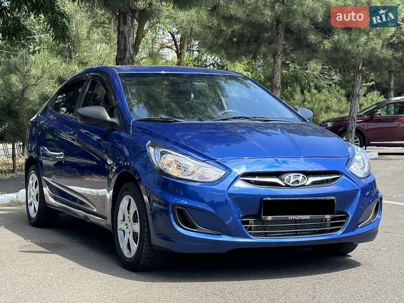 Седан Hyundai Accent 2013 в Одессе