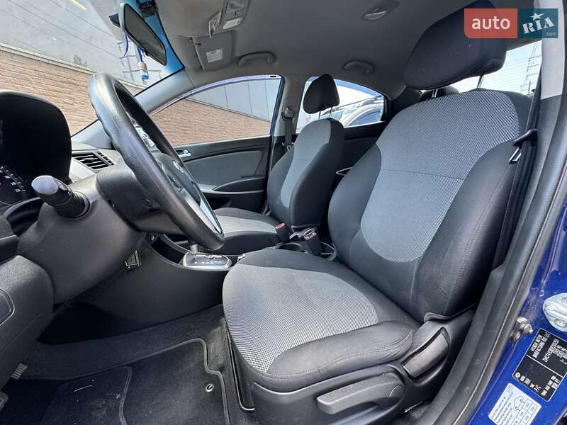 Седан Hyundai Accent 2013 в Одессе