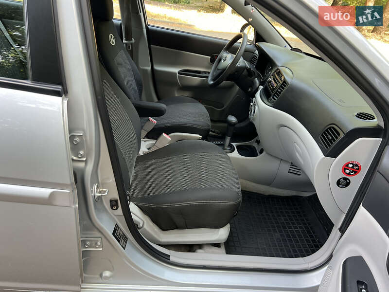 Седан Hyundai Accent 2008 в Одесі