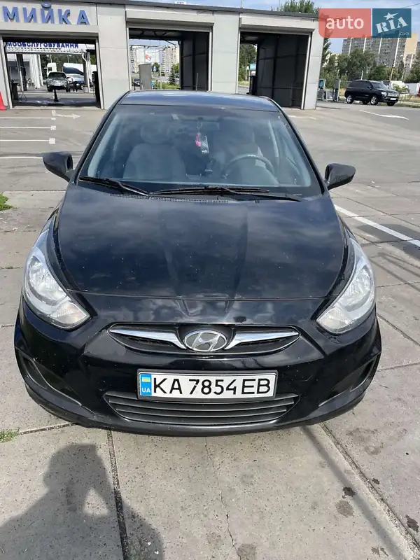 Hyundai Accent