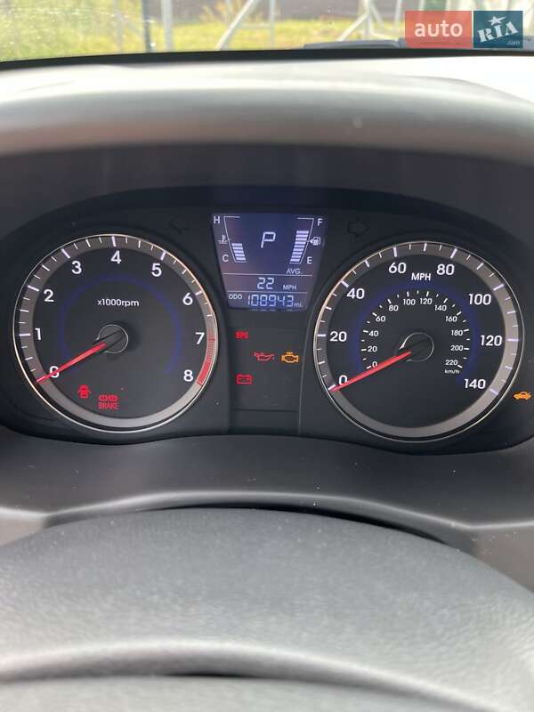 Хэтчбек Hyundai Accent 2013 в Киеве фото 15 Хэтчбек Hyundai Accent 2013 в Киеве