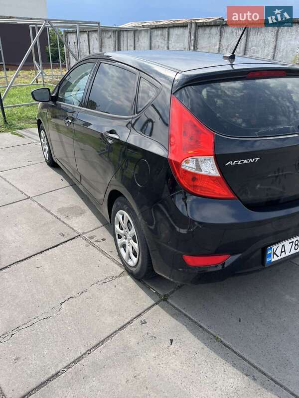 Хэтчбек Hyundai Accent 2013 в Киеве фото 25 Хэтчбек Hyundai Accent 2013 в Киеве