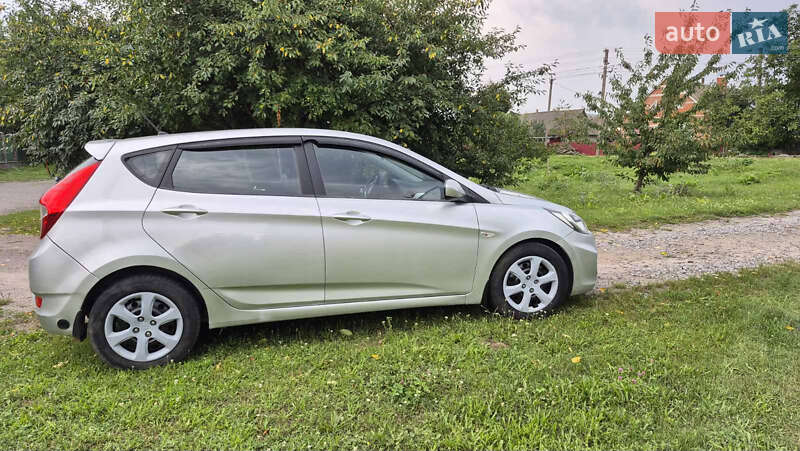 Хетчбек Hyundai Accent 2012 в Вінниці