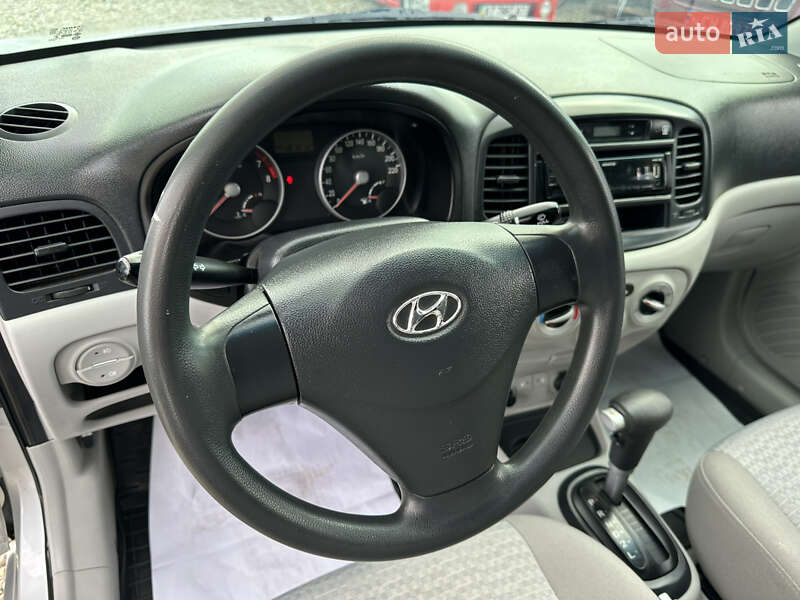 Хетчбек Hyundai Accent 2008 в Івано-Франківську